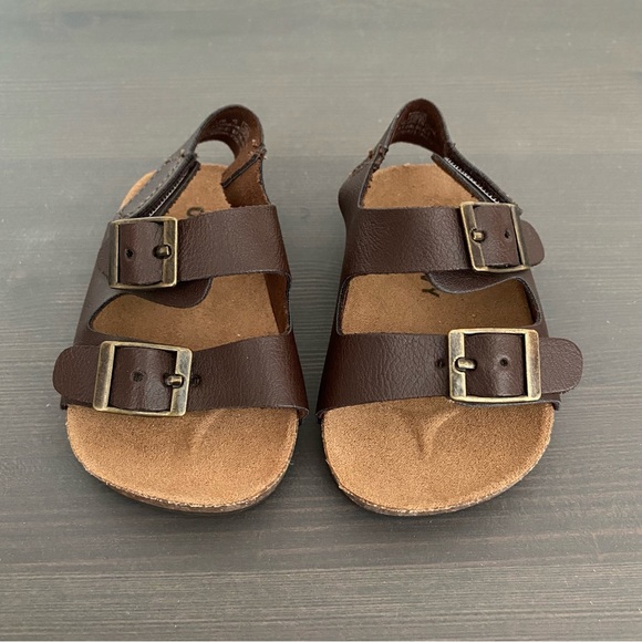 OLD NAVY • Baby Sandals 3-6 months - Picture 2 of 6